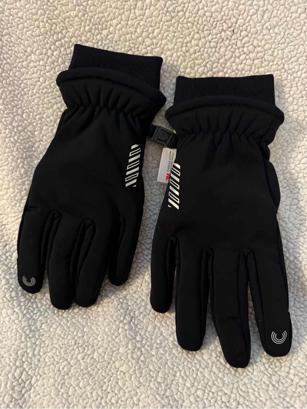 3M Thinsulate Black Men's Touchscreen Winter Gloves with Reflective Accents B10